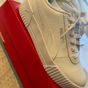 Women's Carina Puma Platform sneakers